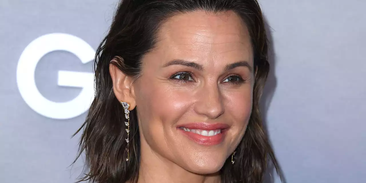 Jennifer Garner Shares the Morning Ritual She ‘Needs’ to Feel Her Best at 51