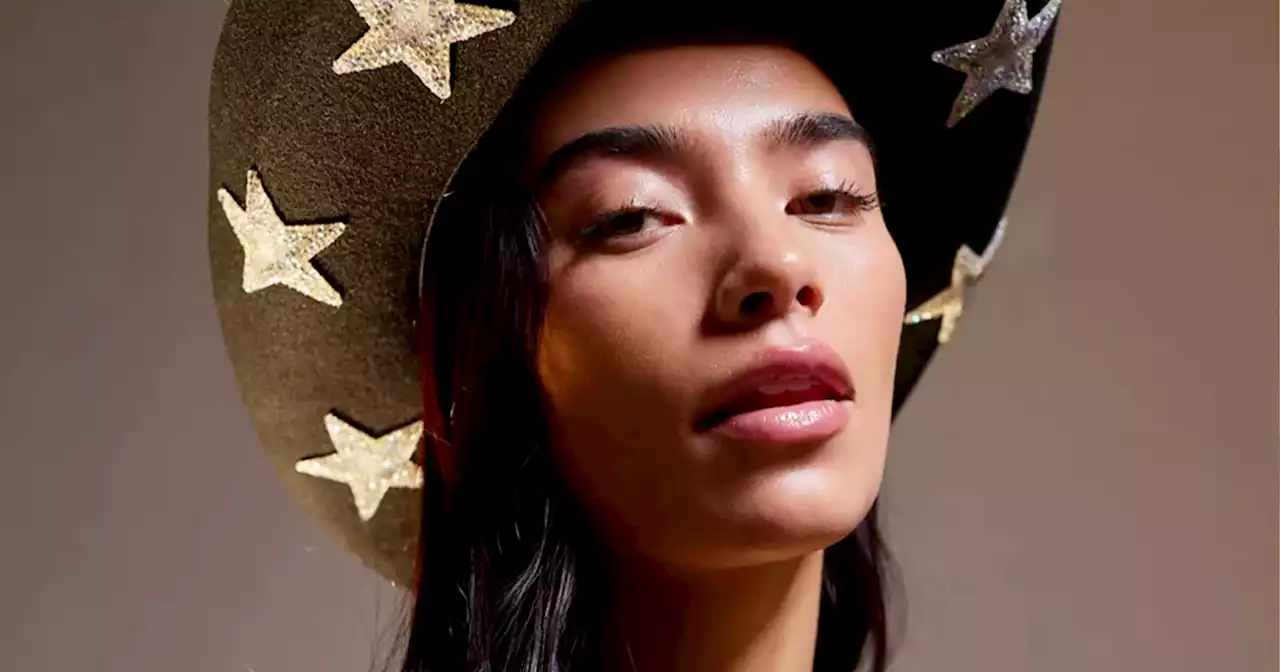 14 Cowboy Hats To Channel TikTok’s Coastal Cowgirl Aesthetic