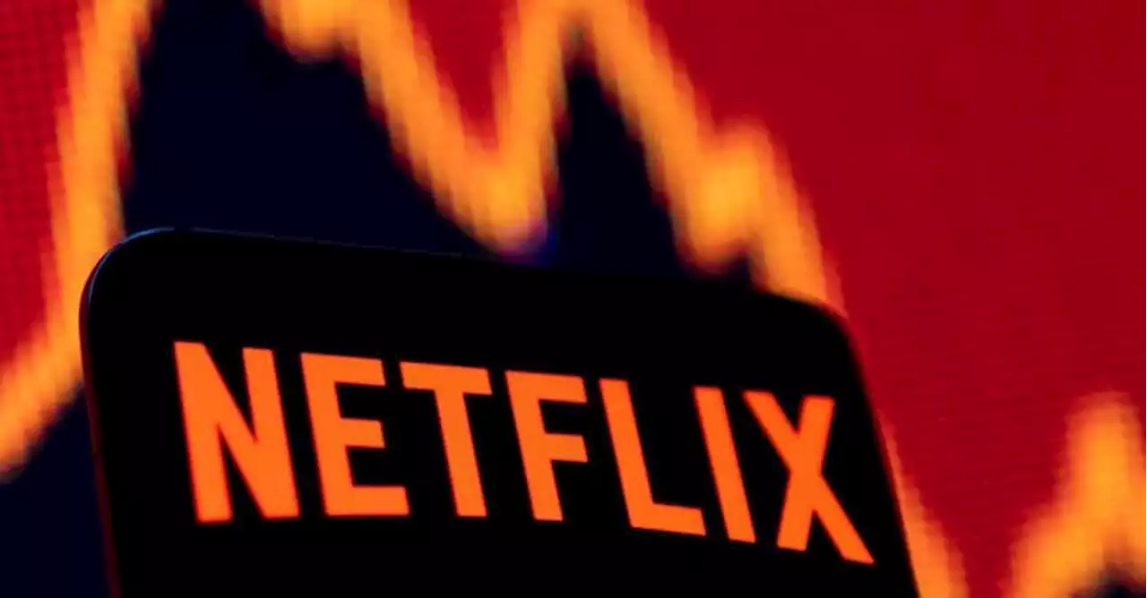 Netflix chiude il servizio di consegna Dvd dopo 25 anni. Nel trimestre 1,75 milioni di nuovi abbonati