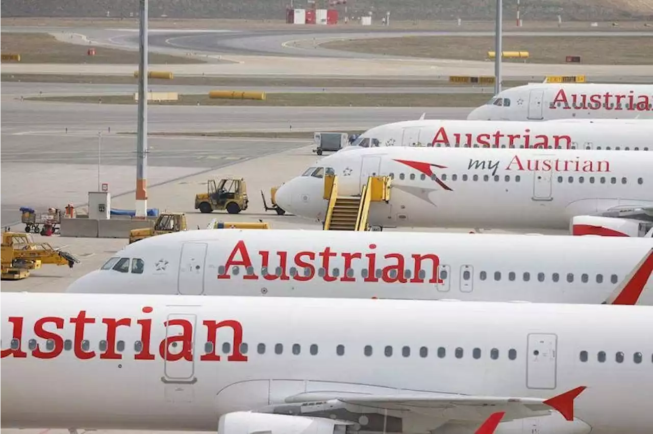 Clogged toilets force Austrian Airlines flight return