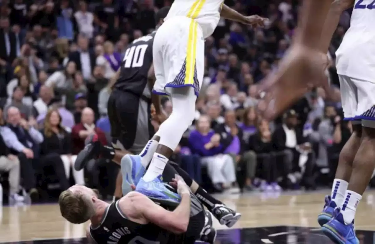 Warriors' Green suspended for stepping on Kings' Sabonis