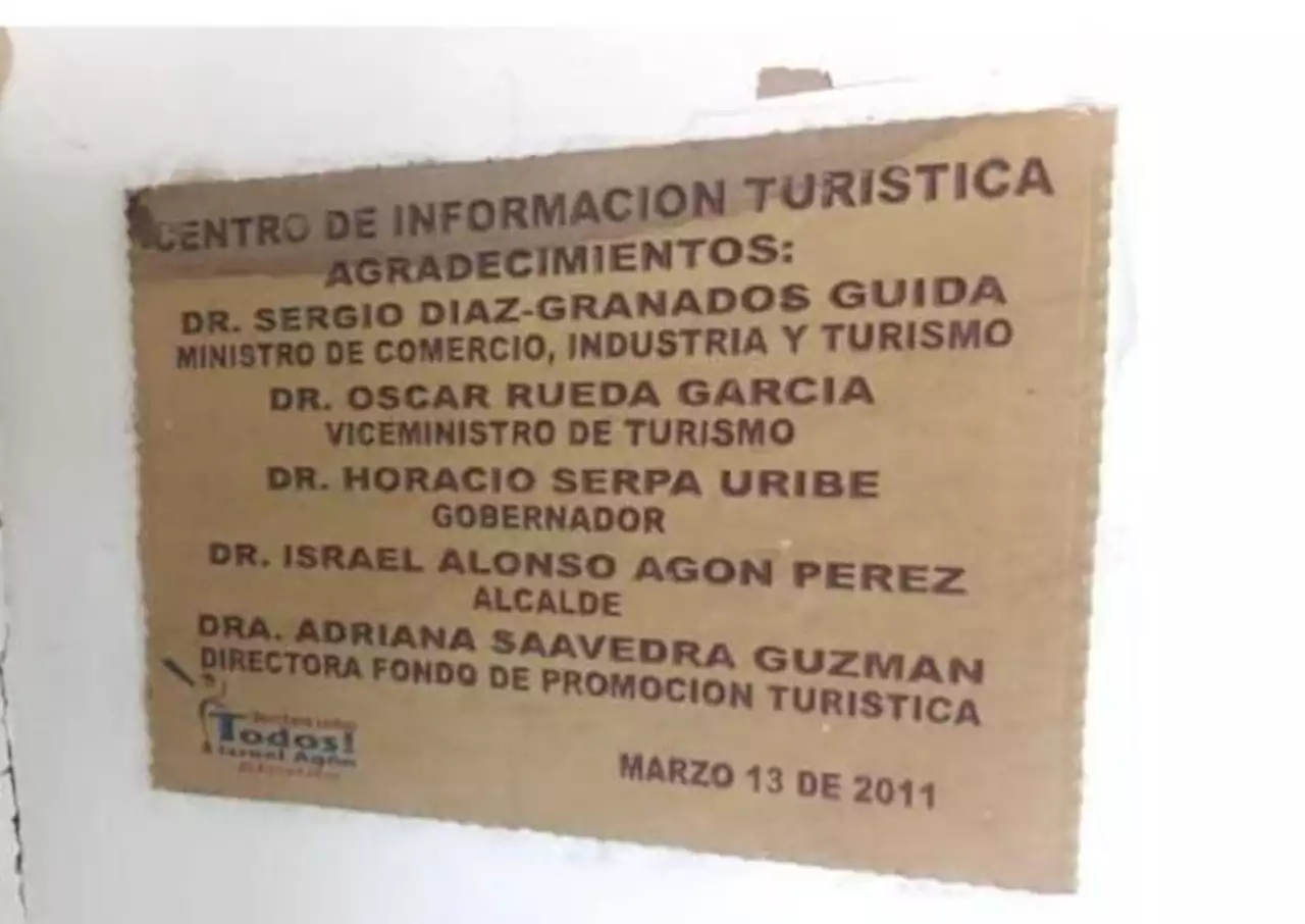 Juez ordena a la Alcaldía de Barichara desmontar placa alusiva al exgobernador Horacio Serpa Uribe