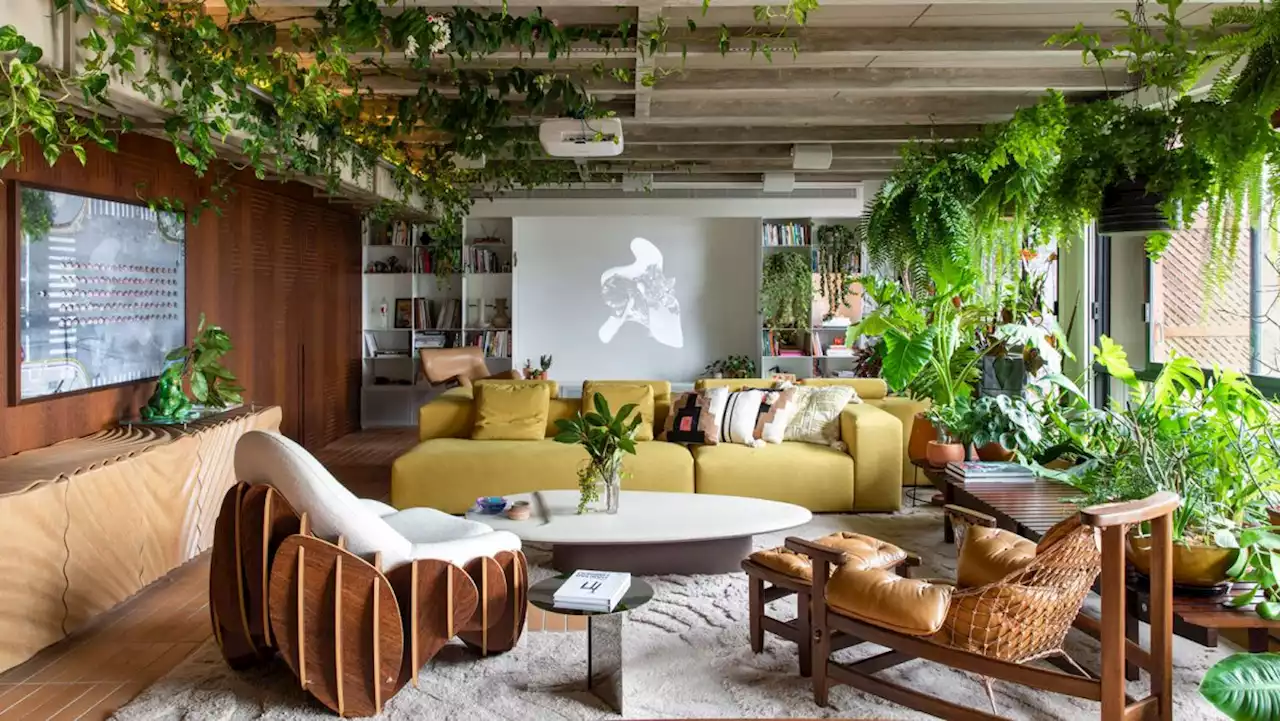 Guto Requena’s Terrace Apartment in Brazil brings outdoor living in