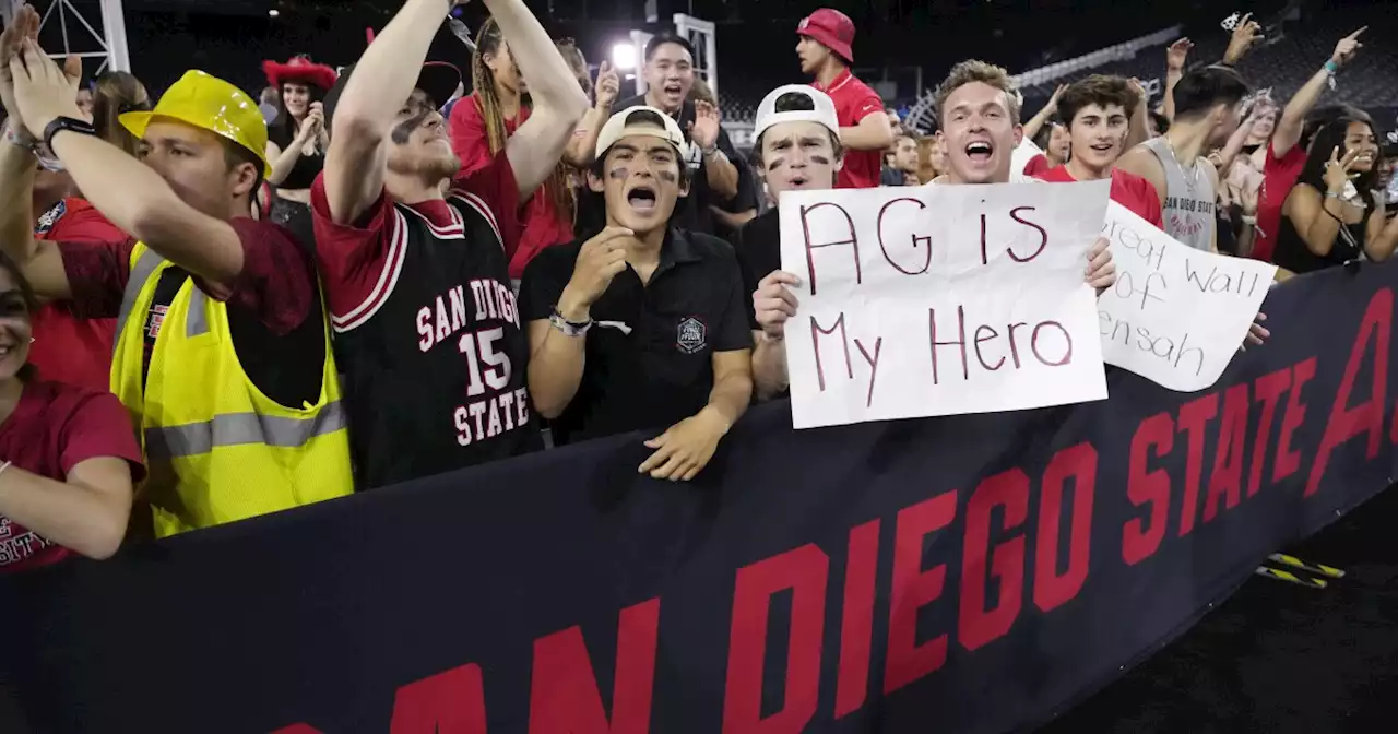 LIVE BLOG: San Diego State takes on Florida Atlantic in Final Four