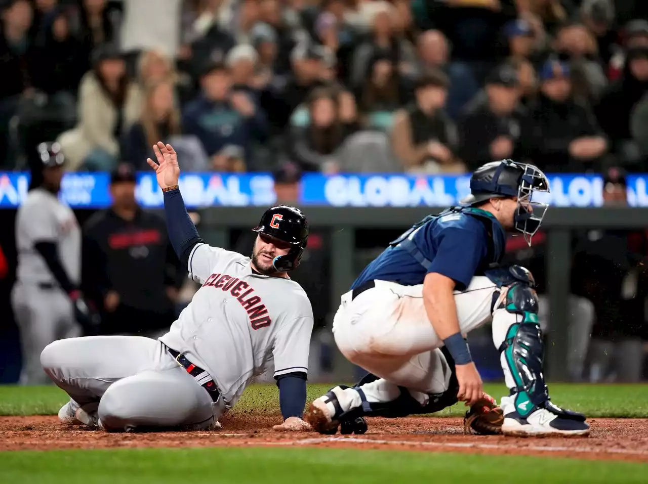 Diamond Sports Group ‘unlikely’ to make first payment on Guardians’ TV fees: The week in baseball