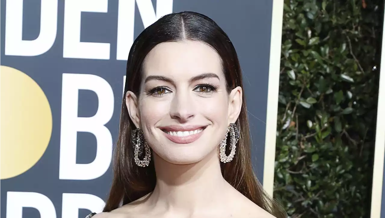 Dans la chambre des stars. Anne Hathaway : cette pratique sexuelle taboue qu'elle adore