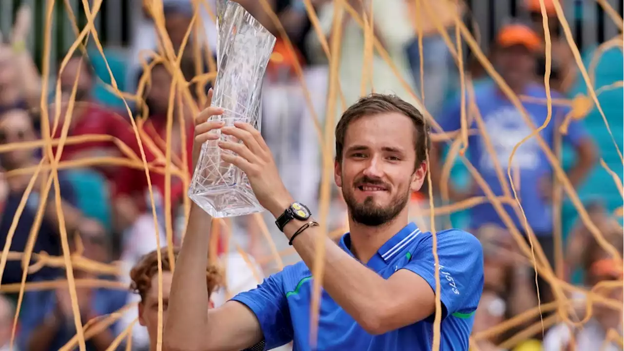 Medvedev beats Sinner in straight sets for Miami Open title