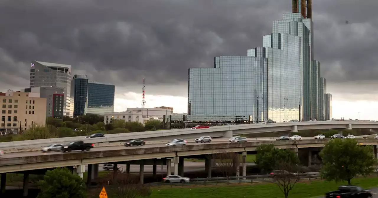 Sunday thunderstorms could bring hail, strong wind, tornadoes to Dallas-Fort Worth