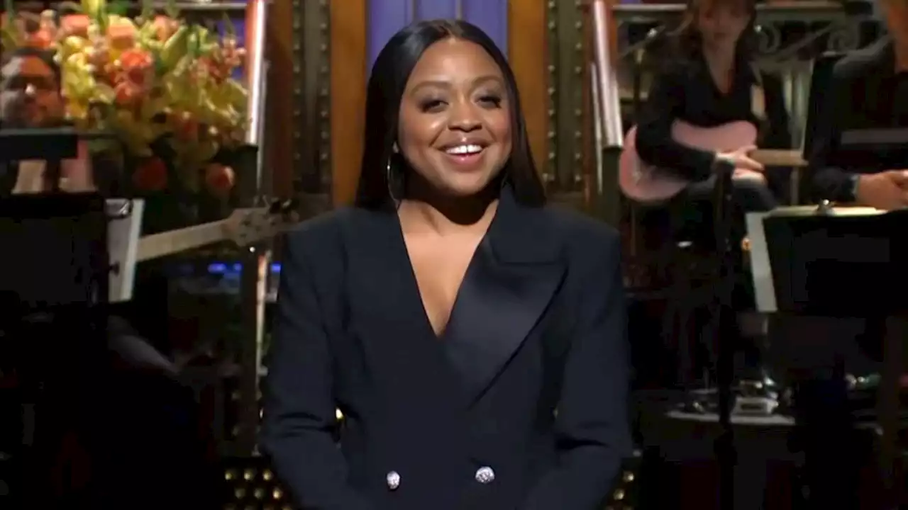 ‘SNL’ Monologue: Quinta Brunson Takes Swipe At ‘Friends’ & Makes Plea To Pay Teachers “The Money They Deserve”