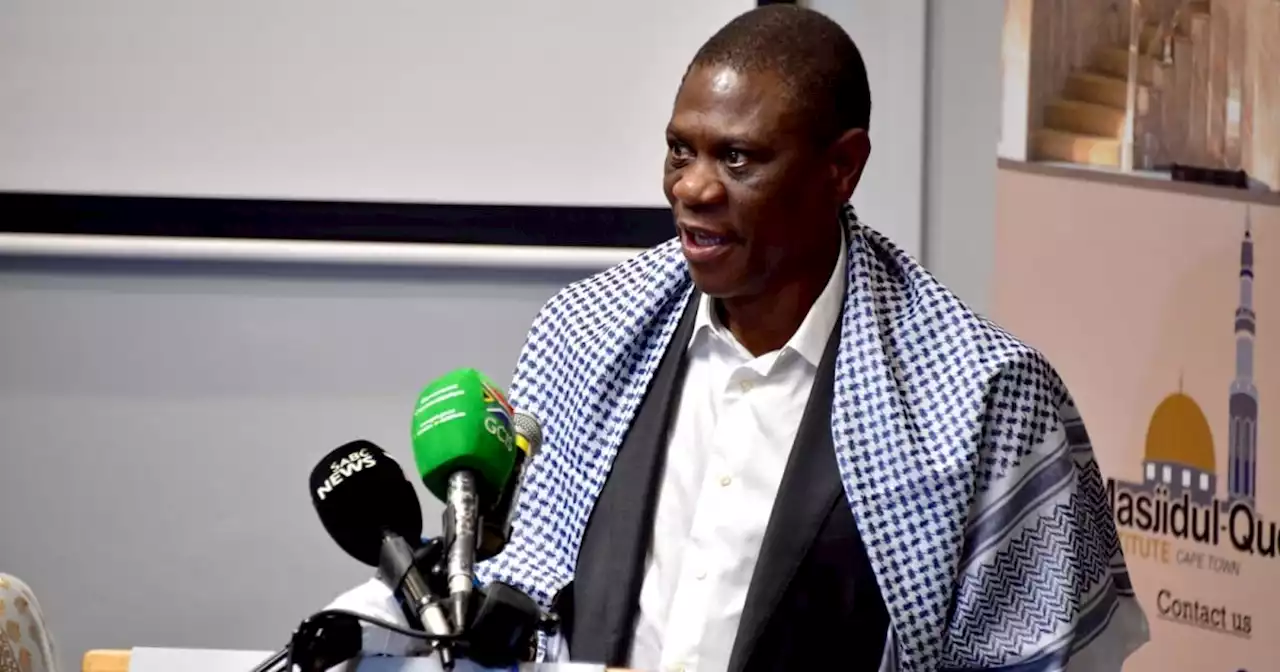 Ramadan | Mashatile breaks fast in Cape Town