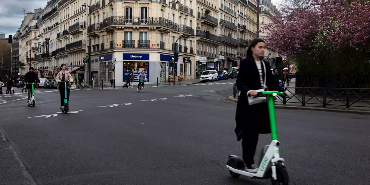 Trottinettes électriques en libre-service : avant le vote, les Parisiens divisés sur le sujet