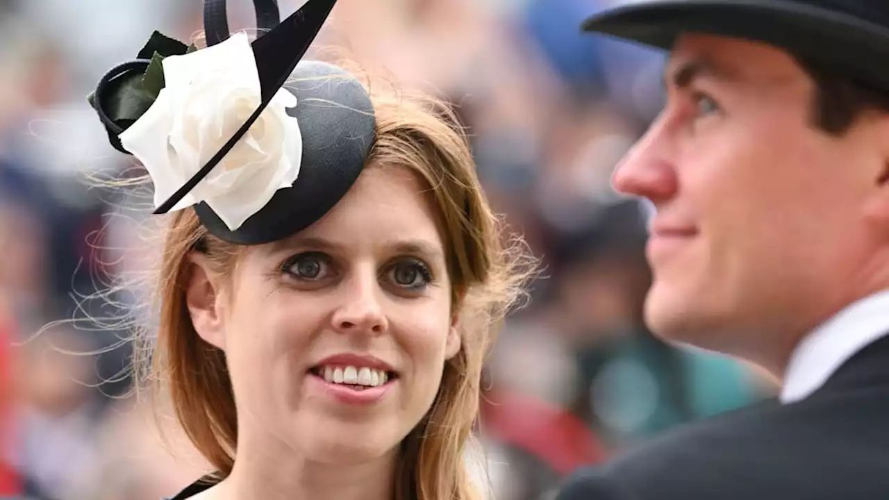 Princess Beatrice stuns in pleated skirt during sweet outing with mum Sarah Ferguson