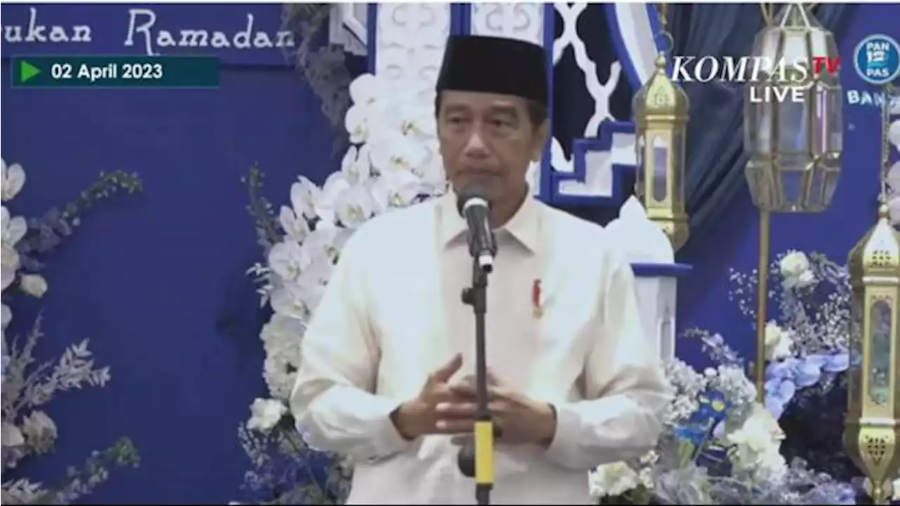 Jokowi Curhat Dua Pekan Pusing Urusi Sepak Bola saat Hadiri Silaturahmi Ramadan PAN