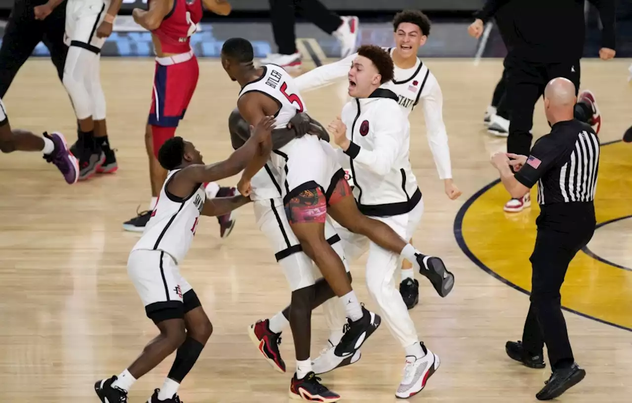 Lamont Butler hits game-winner, takes San Diego State to title game