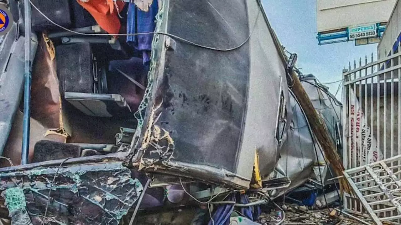 Equipo femenil de americano viajaba en autobús accidentado en la Mexico-Querétaro