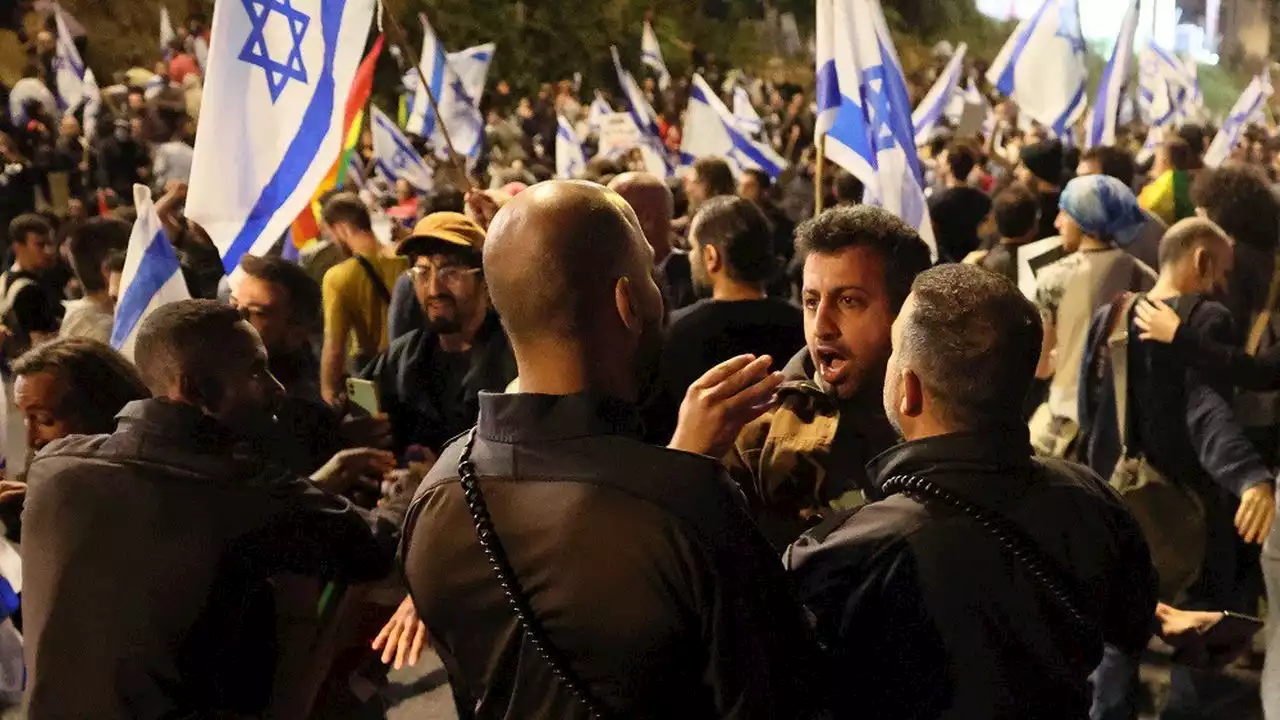 Israël : « Il faut continuer les manifs comme s'il n'y avait pas de négociations »