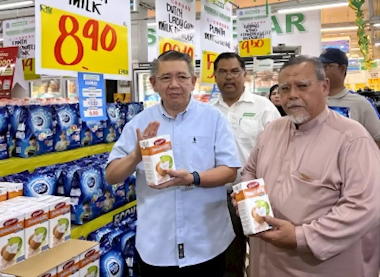 No traders found selling chicken above ceiling price during fasting month, says Salahuddin