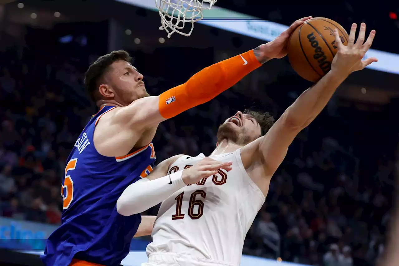 Isaiah Hartenstein proves to be Knicks’ most durable man