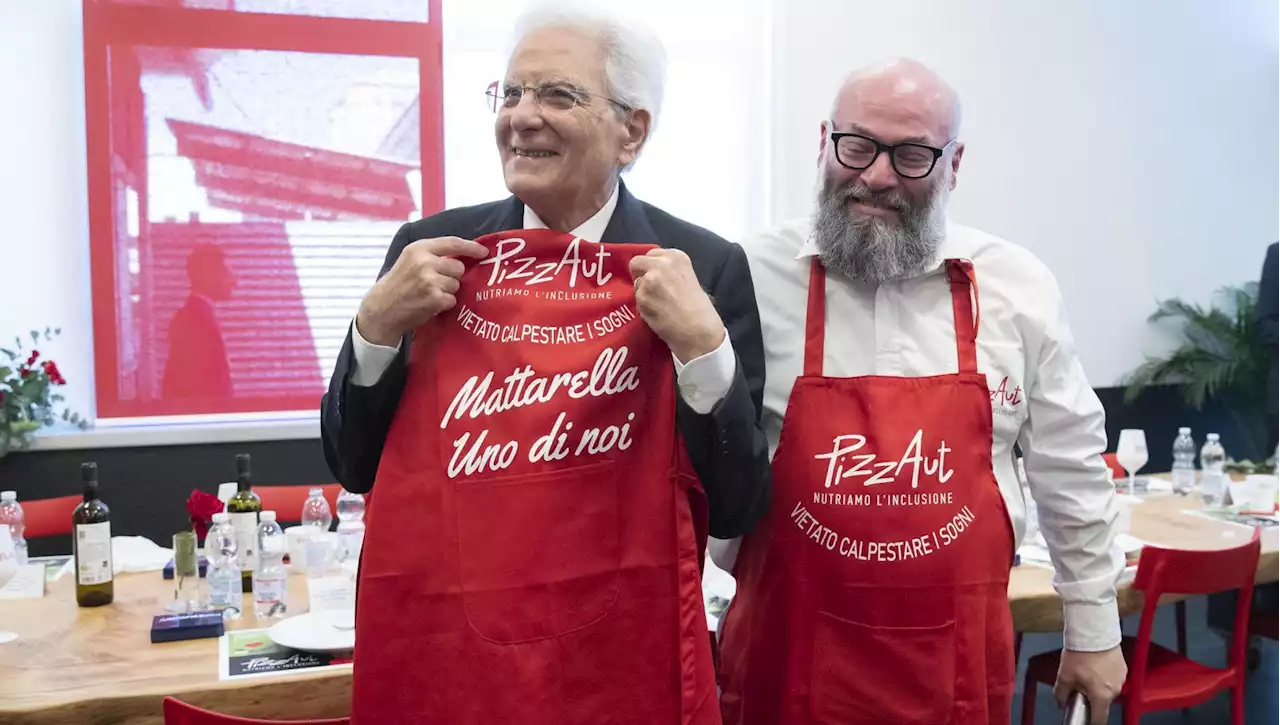 Giornata autismo, Mattarella inaugura PizzAut a Monza: 'Sono uno di voi, tutti devono potersi realizzare'