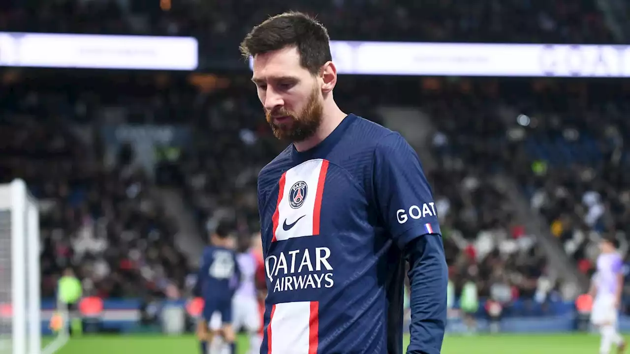 Ligue 1: le nom de Messi copieusement sifflé par le Parc des Princes avant PSG-OL