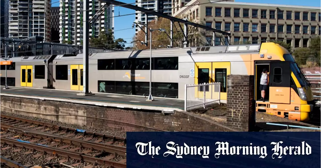 Sydney train patronage shows Monday most popular day to work from home