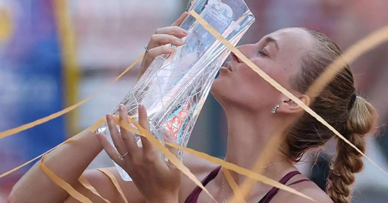 Kvitova topples Rybakina for 30th WTA title