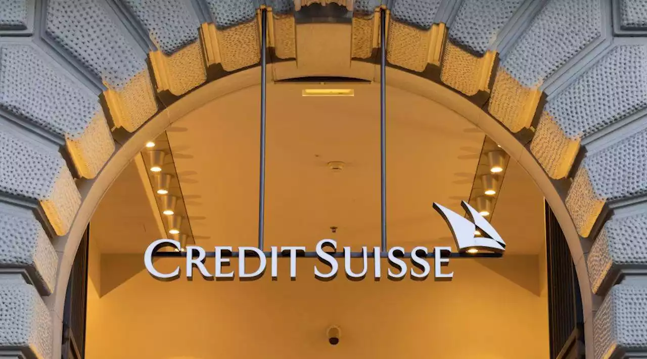 Justicia suiza investiga la compra de Credit Suisse por UBS