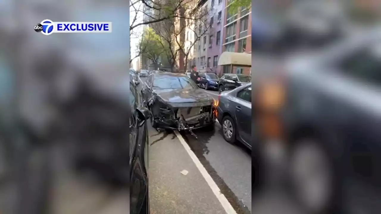 Wild video shows driver plowing through outdoor dining structure in NYC; 1 officer injured