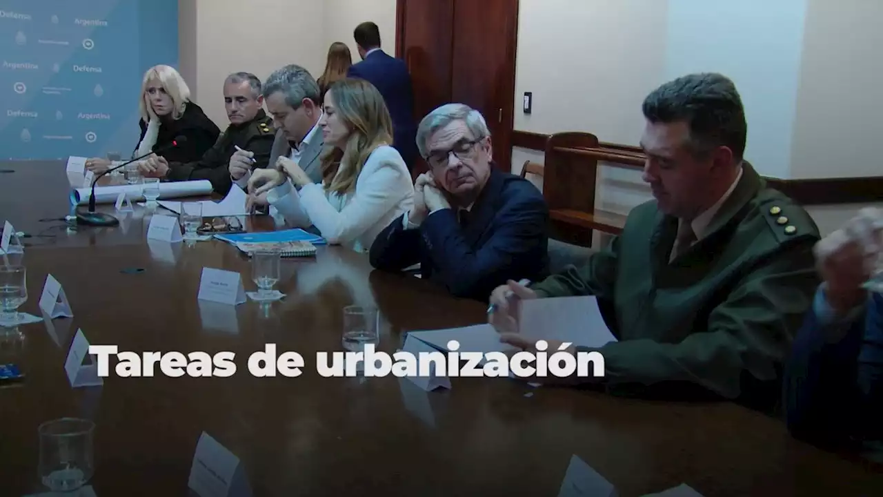 Taiana firmó un convenio con el municipio de Rosario para que el Ejército urbanice barrios populares