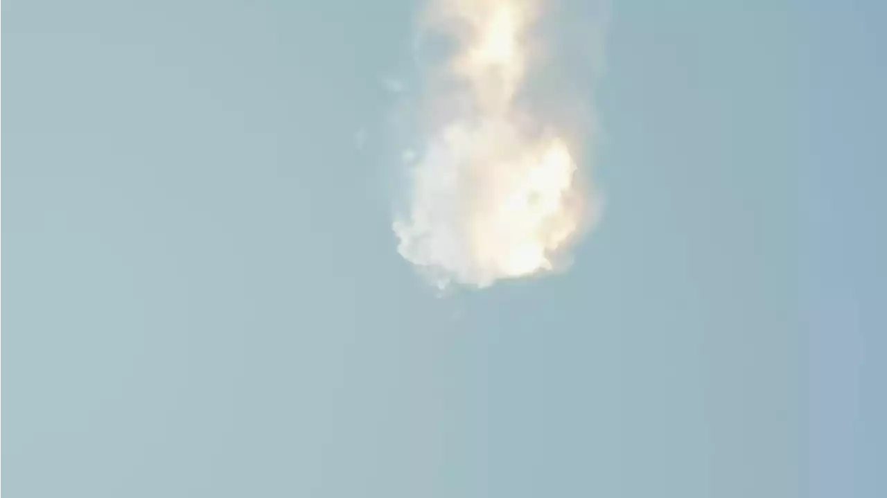 SpaceX's Starship soars, then crashes in major test flight