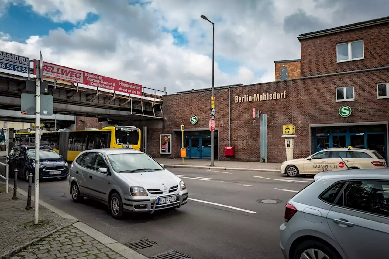 S-Bahnhof Mahlsdorf: Mann bei Streit schwer verletzt – Polizei sucht Zeugen