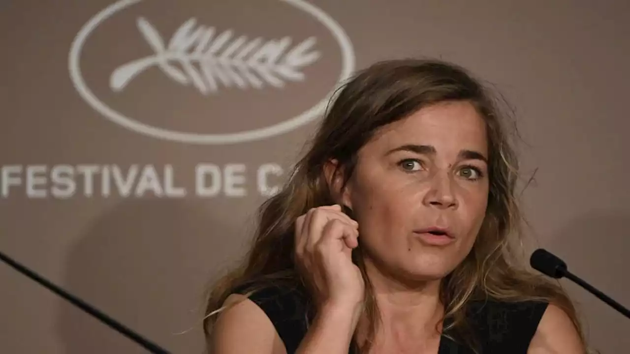 'Oui, ça me gêne': Blanche Gardin refuse de participer au jeu 'LOL: qui rit, sort!' diffusé sur Amazon