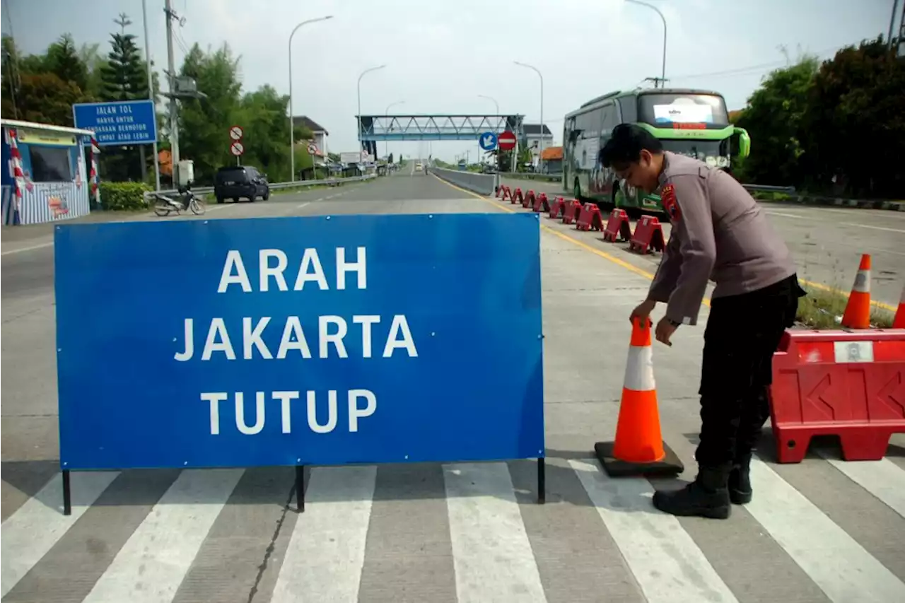 Imbas One Way Tol Cipali-Kalikangkung, Pantura Cirebon Padat!