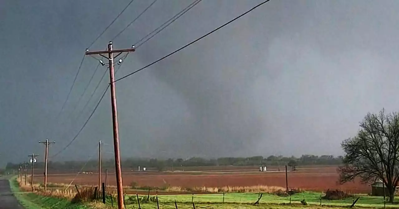 Tornadoes kill 2 in Oklahoma with new storms possible Thursday in central US