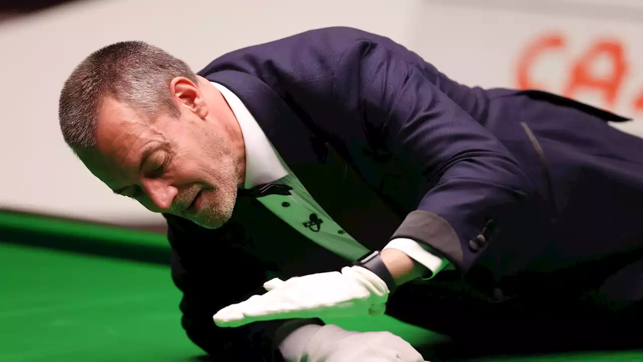 Snooker-WM 2023: Olivier Marteel - das ist der Schiedsrichter, der die Aktivistin stoppte