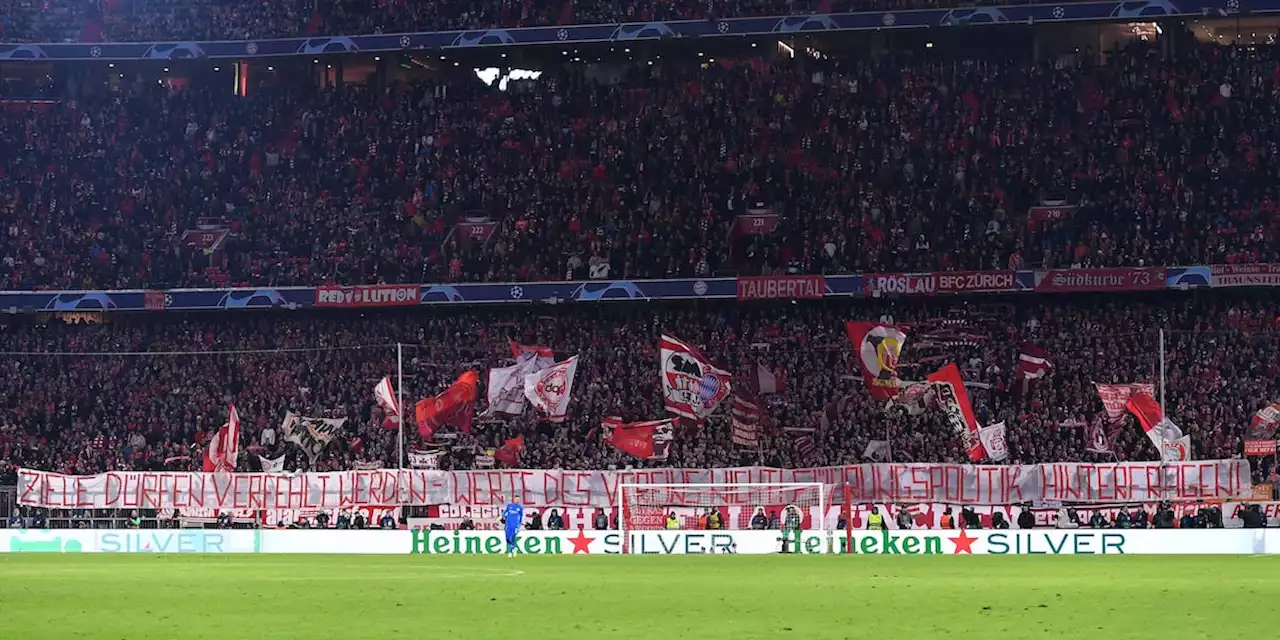 Mit Banner zeigen Fans den Bayern-Bossen, worauf es im Verein wirklich ankommt