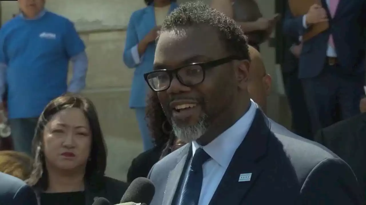 Brandon Johnson in Springfield says 'demonizing children is wrong' after Chicago chaos