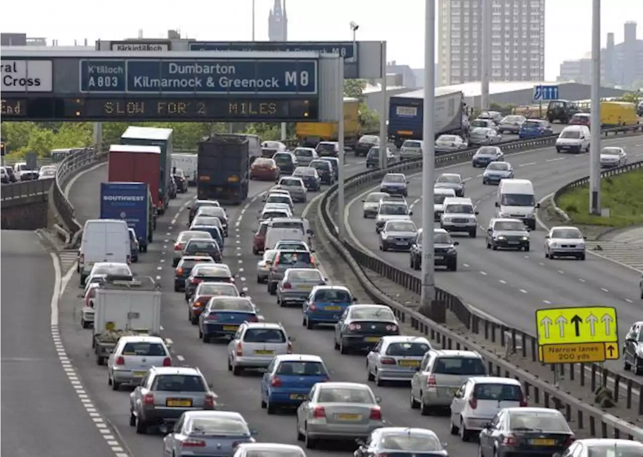 Part of M8 in Glasgow closed amid road incident