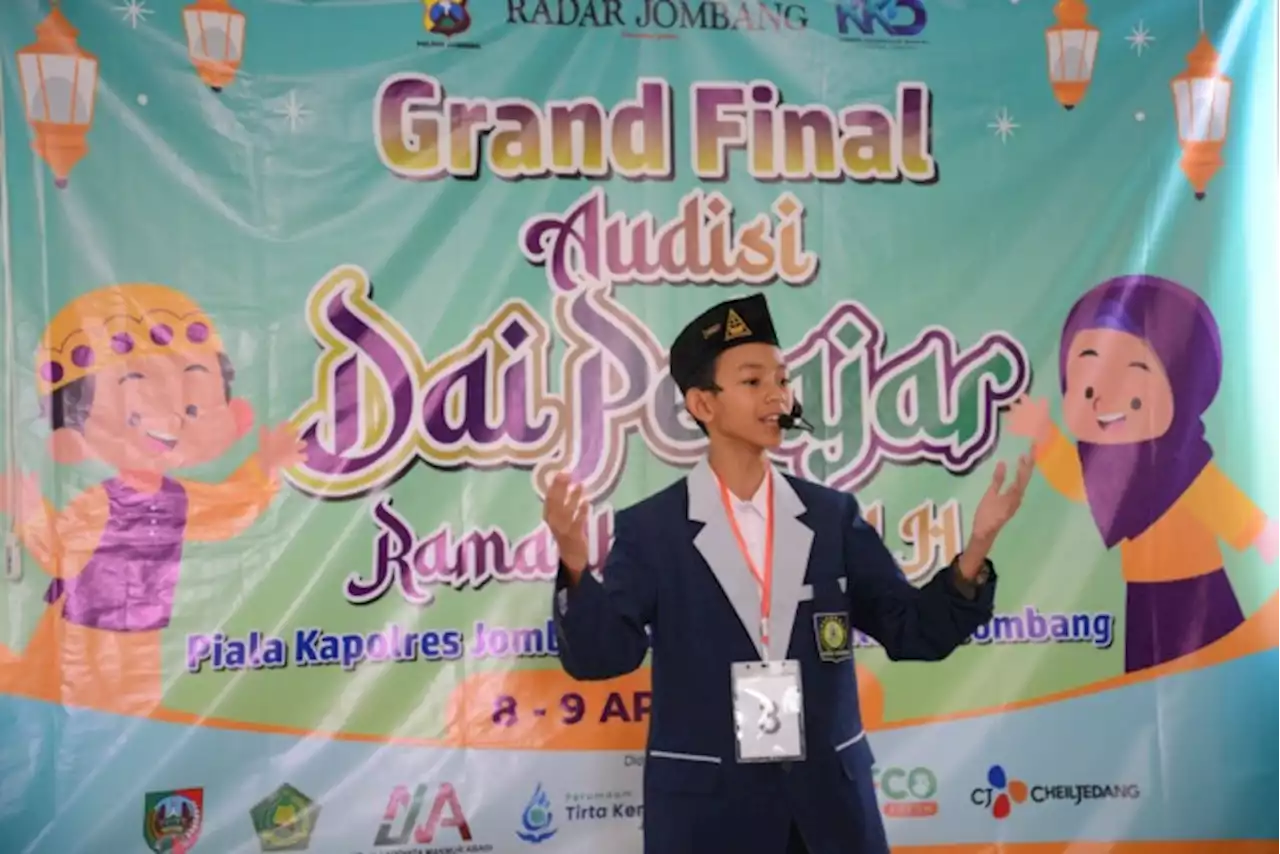 Juara Audisi Dai Pelajar Ramadan ini Jago Pidato Dua Bahasa Lho