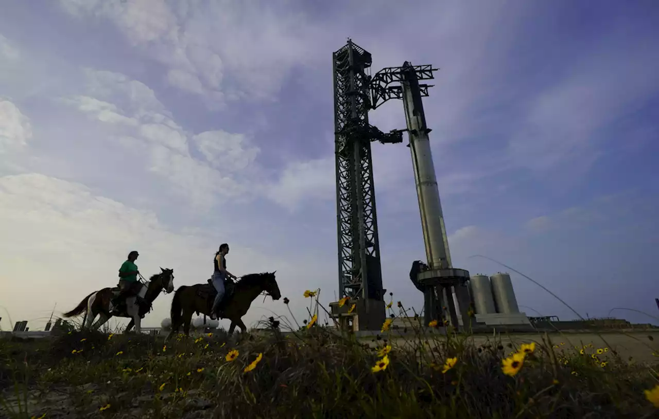 SpaceX tries again to launch biggest rocket ever made into space