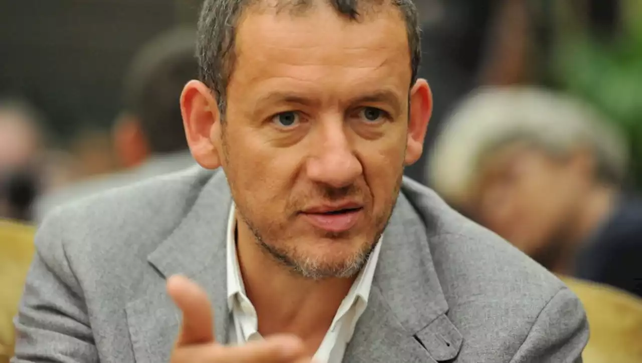 'Je me suis fait tirer dessus par un voisin' : Dany Boon explique avoir 'une cicatrice à la cuisse' après avoir reçu une balle