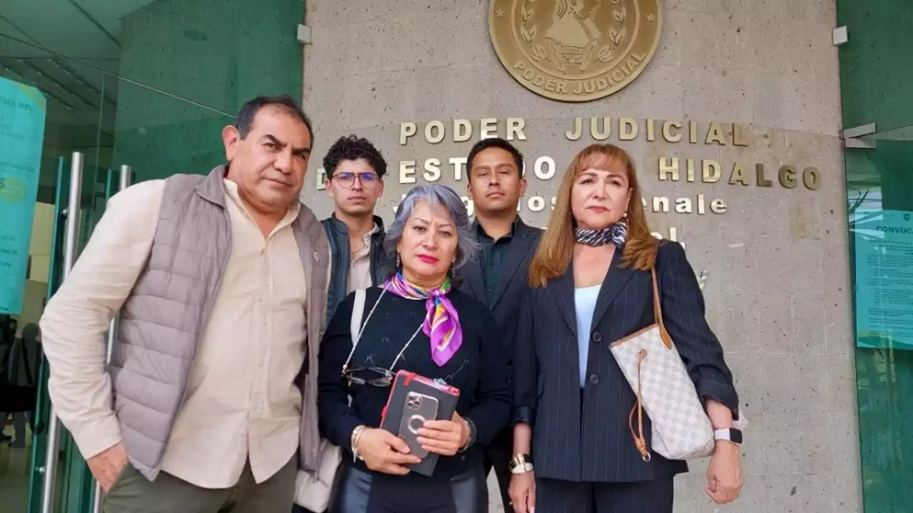 Policías de Pachuca que agredieron a Rubén y Martha siguen en funciones