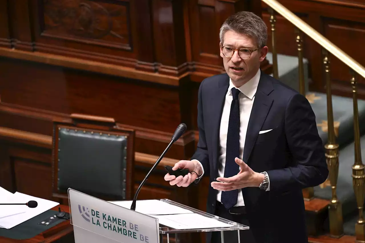 Conflit chez Delhaize: Dermagne a demandé au conciliateur social de poursuivre sa mission
