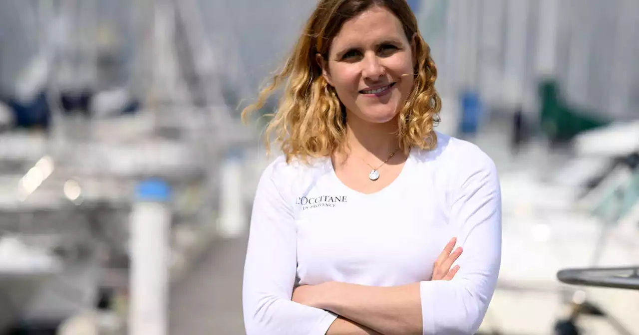 Vendée Globe : évincée après un congé maternité, Clarisse Crémer reprend la barre avec un autre sponsor