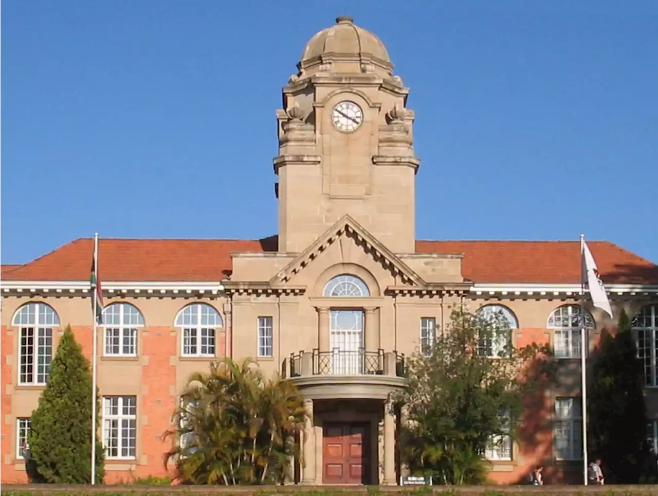 Gun-wielding thugs terrorise students at UKZN’s Durban campus