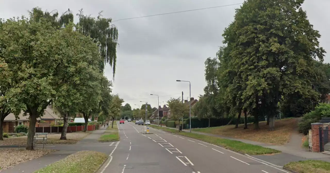 Five arrests after teenage boys threatened with knife