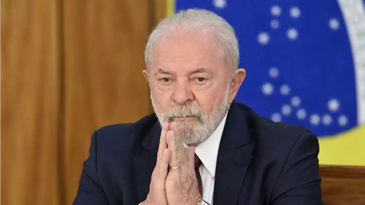 Aprobación de Lula cae en medio de fuerte polarización de Brasil