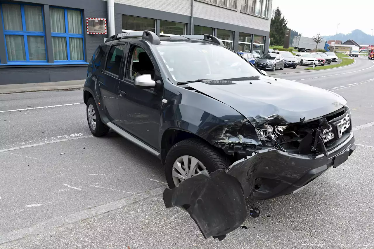 Escholzmatt-Marbach LU: Kollision zwischen vier Fahrzeugen