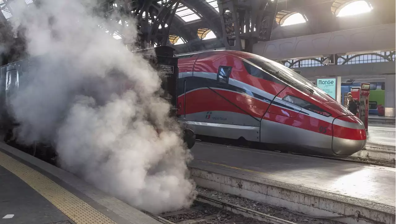 Deragliano carri di un treno merci: ritardi e cancellazioni tra Firenze e Bologna