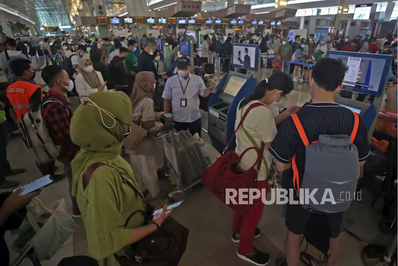 H-2 Lebaran, Penumpang Melalui Bandara Soekarno-Hatta Tercatat 158.671 Orang |Republika Online